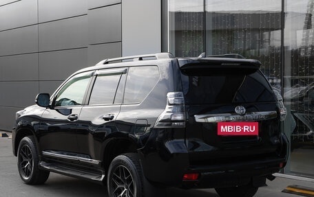 Toyota Land Cruiser Prado 150 рестайлинг 2, 2017 год, 4 699 000 рублей, 6 фотография