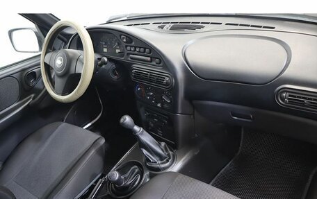 Chevrolet Niva I рестайлинг, 2018 год, 671 000 рублей, 5 фотография