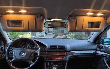 BMW 5 серия, 2002 год, 795 000 рублей, 16 фотография
