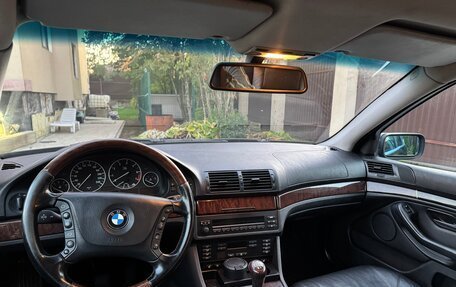 BMW 5 серия, 2002 год, 795 000 рублей, 18 фотография