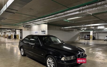 BMW 5 серия, 2002 год, 795 000 рублей, 32 фотография