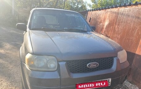 Ford Escape II, 2005 год, 300 000 рублей, 1 фотография