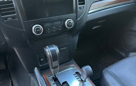 Mitsubishi Pajero IV, 2006 год, 1 990 000 рублей, 15 фотография