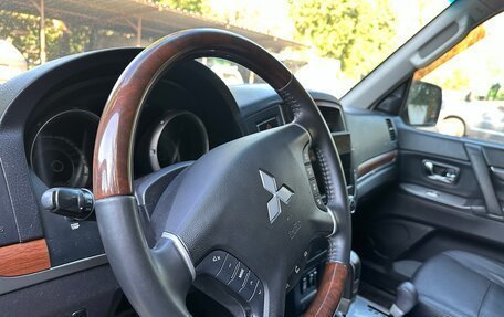Mitsubishi Pajero IV, 2006 год, 1 990 000 рублей, 13 фотография