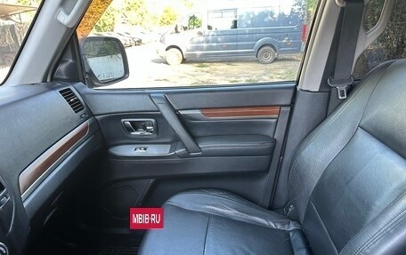 Mitsubishi Pajero IV, 2006 год, 1 990 000 рублей, 17 фотография