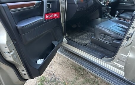 Mitsubishi Pajero IV, 2006 год, 1 990 000 рублей, 22 фотография