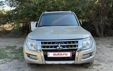 Mitsubishi Pajero IV, 2006 год, 1 990 000 рублей, 26 фотография
