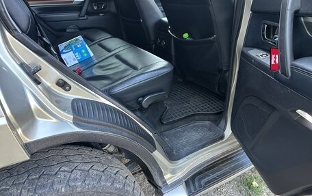 Mitsubishi Pajero IV, 2006 год, 1 990 000 рублей, 25 фотография