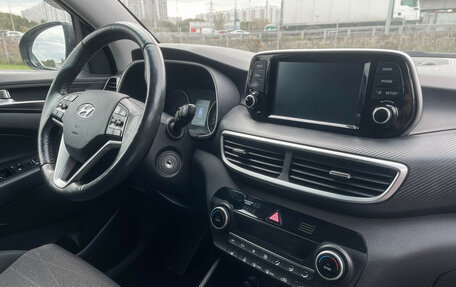 Hyundai Tucson III, 2018 год, 1 997 000 рублей, 9 фотография