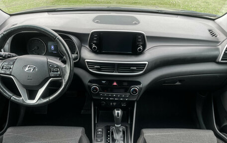 Hyundai Tucson III, 2018 год, 1 997 000 рублей, 12 фотография