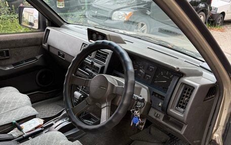 Nissan Terrano II рестайлинг, 1991 год, 850 000 рублей, 6 фотография