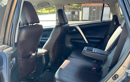 Toyota RAV4, 2017 год, 2 600 000 рублей, 19 фотография