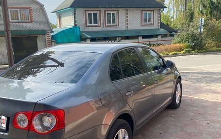 Volkswagen Jetta VI, 2009 год, 550 000 рублей, 5 фотография