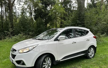 Hyundai ix35 I рестайлинг, 2012 год, 1 250 000 рублей, 2 фотография