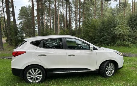 Hyundai ix35 I рестайлинг, 2012 год, 1 250 000 рублей, 5 фотография