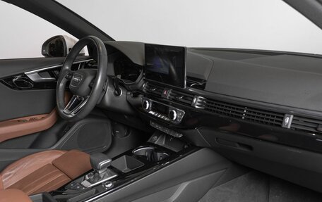 Audi A4, 2021 год, 3 215 700 рублей, 7 фотография