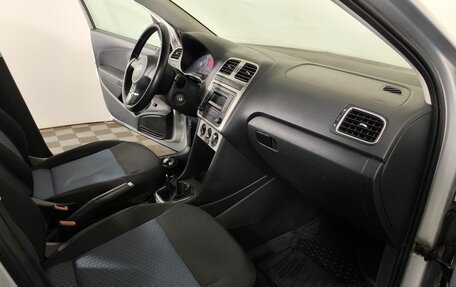 Volkswagen Polo VI (EU Market), 2013 год, 780 000 рублей, 10 фотография