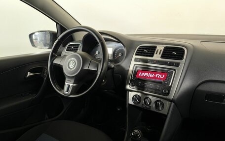 Volkswagen Polo VI (EU Market), 2013 год, 780 000 рублей, 14 фотография