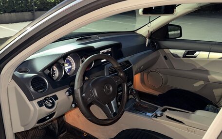 Mercedes-Benz C-Класс, 2013 год, 1 750 000 рублей, 6 фотография