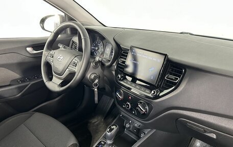 Hyundai Solaris II рестайлинг, 2021 год, 1 395 000 рублей, 20 фотография
