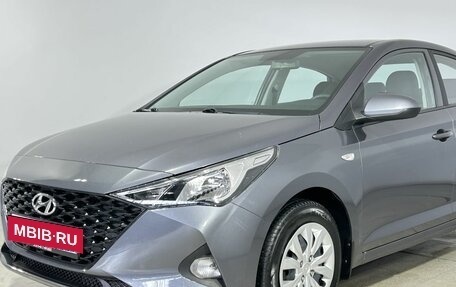Hyundai Solaris II рестайлинг, 2021 год, 1 395 000 рублей, 12 фотография
