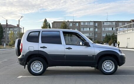 Chevrolet Niva I рестайлинг, 2013 год, 550 000 рублей, 4 фотография