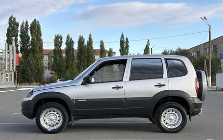 Chevrolet Niva I рестайлинг, 2013 год, 550 000 рублей, 5 фотография