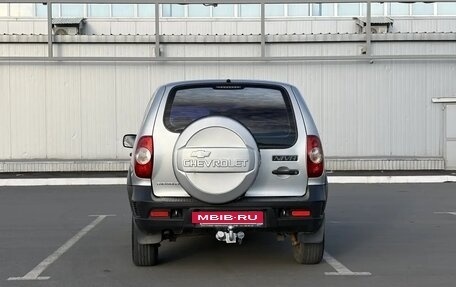 Chevrolet Niva I рестайлинг, 2013 год, 550 000 рублей, 3 фотография