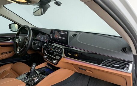 BMW 5 серия, 2022 год, 5 200 000 рублей, 11 фотография