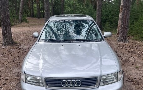 Audi A4, 1996 год, 260 000 рублей, 2 фотография