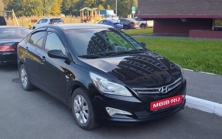 Hyundai Solaris II рестайлинг, 2016 год, 1 100 000 рублей, 1 фотография