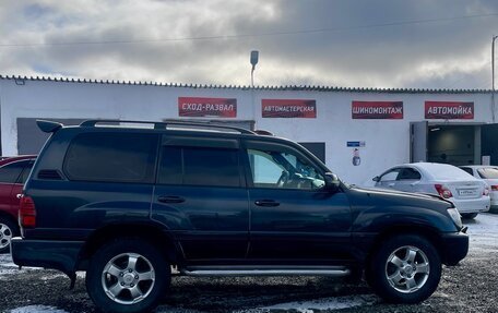 Toyota Land Cruiser 100 рестайлинг 2, 2003 год, 2 350 000 рублей, 2 фотография