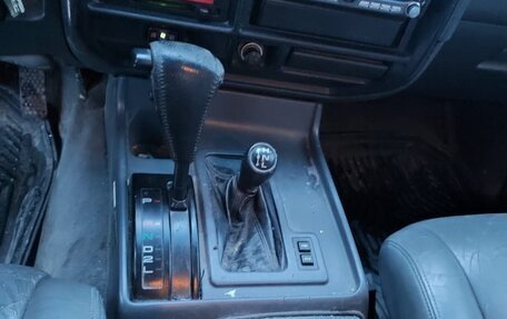 Toyota Land Cruiser 80 рестайлинг, 1997 год, 990 000 рублей, 3 фотография