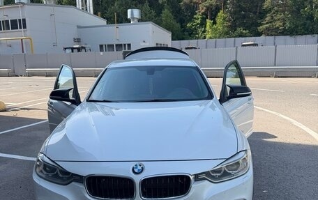 BMW 3 серия, 2015 год, 2 200 000 рублей, 2 фотография