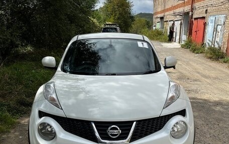 Nissan Juke II, 2011 год, 650 000 рублей, 2 фотография