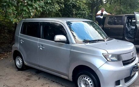 Toyota bB II рестайлинг, 2010 год, 400 000 рублей, 1 фотография