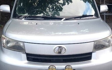 Toyota bB II рестайлинг, 2010 год, 400 000 рублей, 3 фотография
