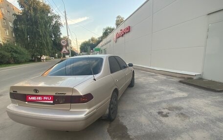 Toyota Camry, 2000 год, 415 000 рублей, 3 фотография