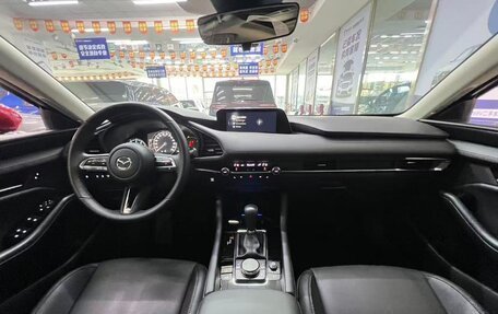 Mazda 3, 2023 год, 1 340 000 рублей, 16 фотография