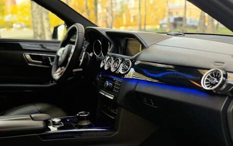 Mercedes-Benz E-Класс, 2015 год, 3 590 000 рублей, 23 фотография