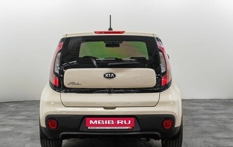 KIA Soul II рестайлинг, 2018 год, 1 690 000 рублей, 5 фотография