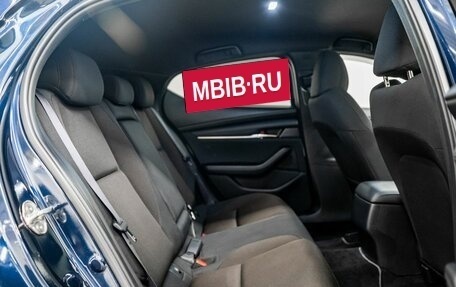 Mazda 3, 2022 год, 1 750 000 рублей, 8 фотография