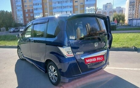 Honda Freed I, 2012 год, 1 250 000 рублей, 3 фотография