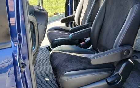 Honda Freed I, 2012 год, 1 250 000 рублей, 10 фотография