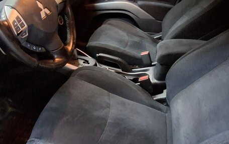 Mitsubishi Outlander III рестайлинг 3, 2008 год, 815 000 рублей, 17 фотография