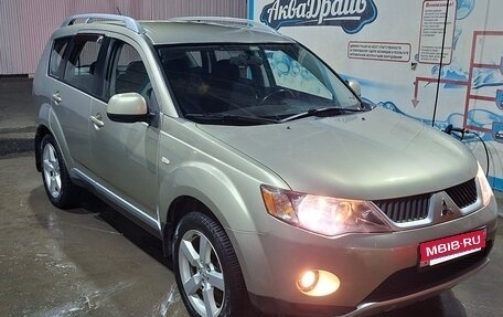 Mitsubishi Outlander III рестайлинг 3, 2008 год, 815 000 рублей, 12 фотография
