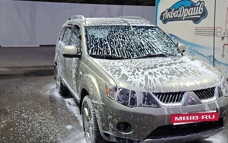 Mitsubishi Outlander III рестайлинг 3, 2008 год, 815 000 рублей, 8 фотография