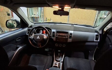 Mitsubishi Outlander III рестайлинг 3, 2008 год, 815 000 рублей, 37 фотография