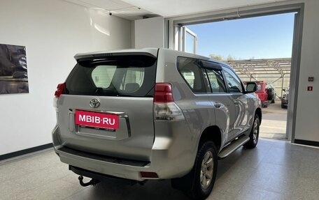 Toyota Land Cruiser Prado 150 рестайлинг 2, 2011 год, 2 480 000 рублей, 4 фотография
