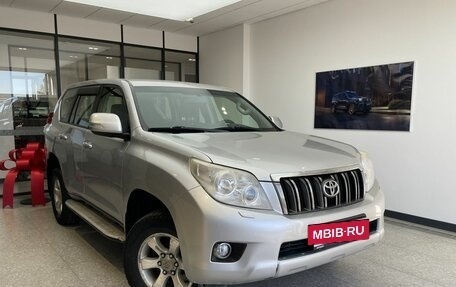 Toyota Land Cruiser Prado 150 рестайлинг 2, 2011 год, 2 480 000 рублей, 3 фотография
